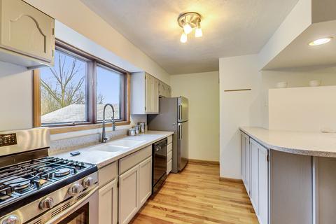2281 Brockway St, Rolling Meadows, IL 60008 photo 9