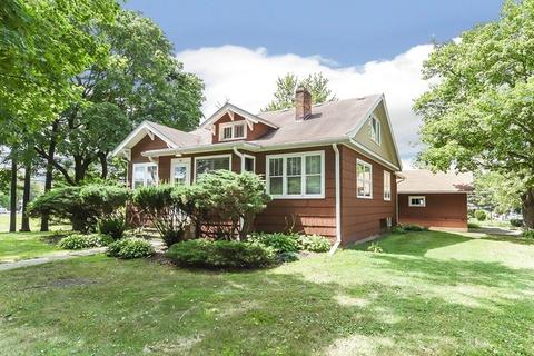 301 King Ave, East Dundee, IL 60118 photo 1