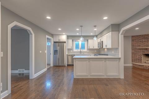 911 Manor Dr, Wilmette, IL 60091 photo 9