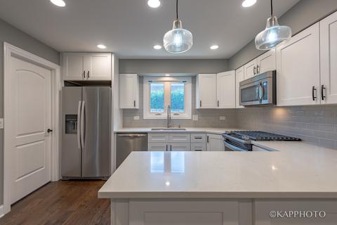 911 Manor Dr, Wilmette, IL 60091 photo 10