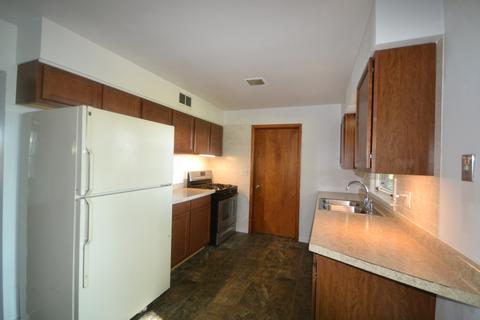 12 N121 Coombs Rd, Elgin, IL 60123 photo 4