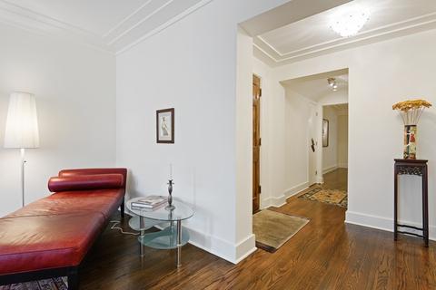 210 E Pearson St #6B, Chicago, IL 60611 photo 6