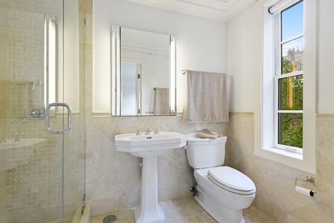210 E Pearson St #6B, Chicago, IL 60611 photo 13