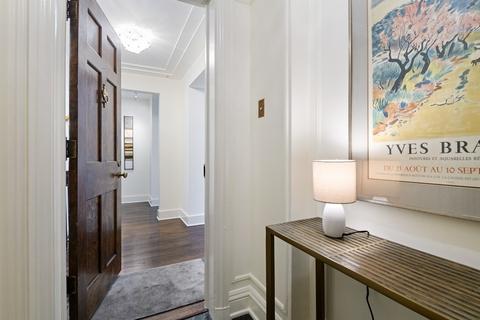 210 E Pearson St #6B, Chicago, IL 60611 photo 4