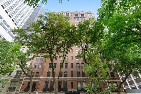 210 E Pearson St #6B, Chicago, IL 60611 photo 1