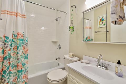 3925 Triumvera Dr #16D, Glenview, IL 60025 photo 8