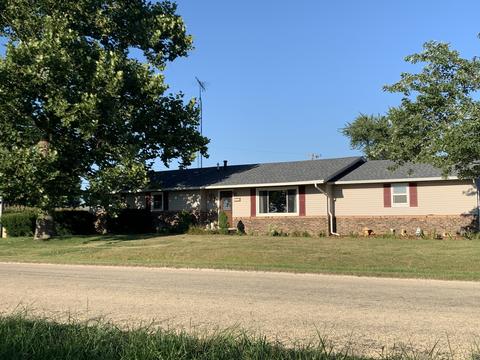 765 E Roxanna Cir, Kankakee, IL 60901 photo 1