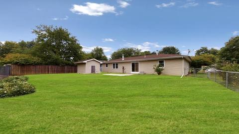 119 Cheltenham Dr, Normal, IL 61761 photo 3