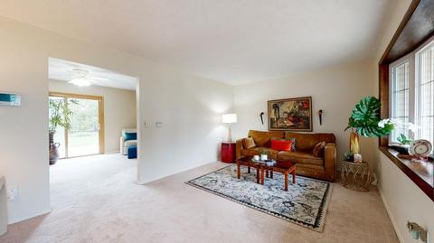 119 Cheltenham Dr, Normal, IL 61761 photo 8