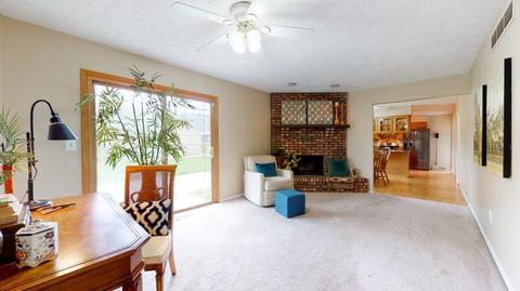 119 Cheltenham Dr, Normal, IL 61761 photo 6