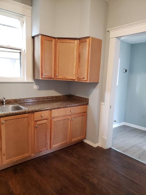 161 S Chapel St, Elgin, IL 60120 photo 11