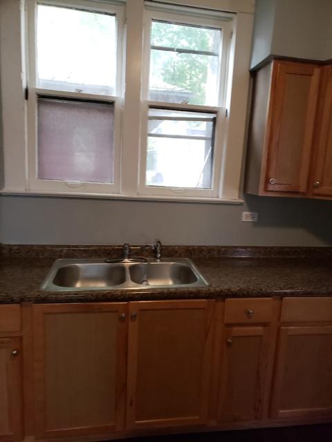 161 S Chapel St, Elgin, IL 60120 photo 12