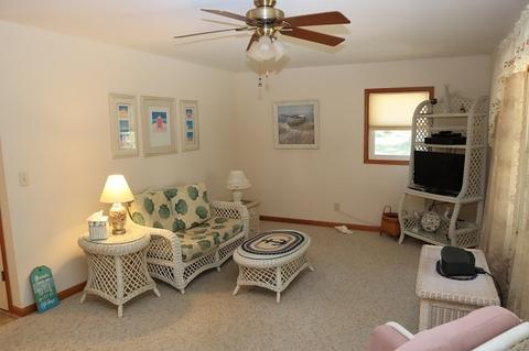 201 Elm St, Morrison, IL 61270 photo 4