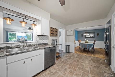 107 E State Route 71, Newark, IL 60541 photo 7