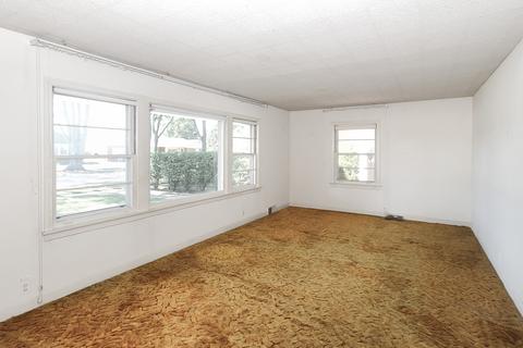 1150 S Wolf Rd, Des Plaines, IL 60016 photo 4