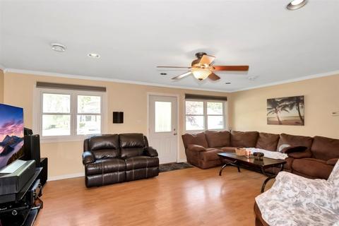 1316 Inglesh Ave, Kankakee, IL 60901 photo 5