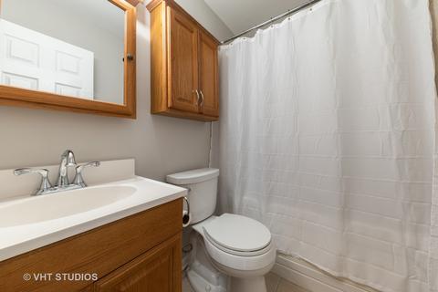 485 Newark Ln, Hoffman Estates, IL 60169 photo 9