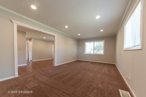 485 Newark Ln, Hoffman Estates, IL 60169 photo 5