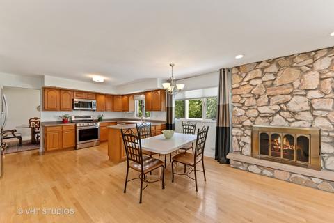 740 Schoenbeck Rd, Wheeling, IL 60090 photo 5