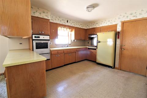 5105 S Lorel Ave, Chicago, IL 60638 photo 4