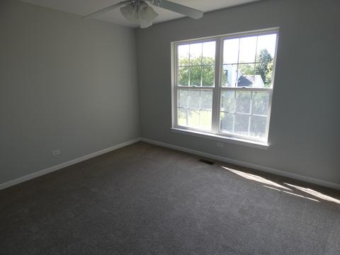 1093 E Danbury Dr, Cary, IL 60013 photo 12