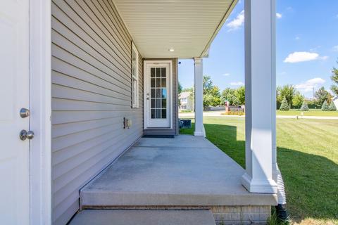 1621 Belclare Rd, Normal, IL 61761 photo 38