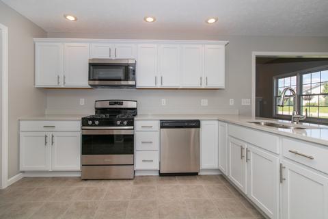 1621 Belclare Rd, Normal, IL 61761 photo 4