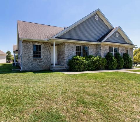 1621 Belclare Rd, Normal, IL 61761 photo 1
