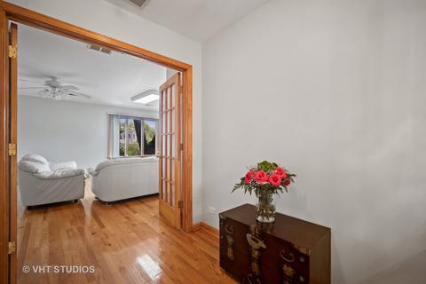 424 Brook Ln, Glenview, IL 60025 photo 16
