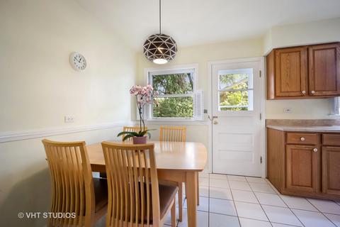 424 Brook Ln, Glenview, IL 60025 photo 9