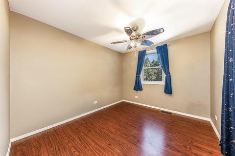 127 Cedarbrook Rd, Naperville, IL 60565 photo 18