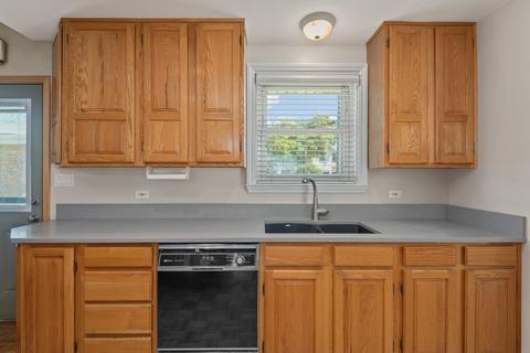 5826 W Elm Ave, Berkeley, IL 60163 photo 12