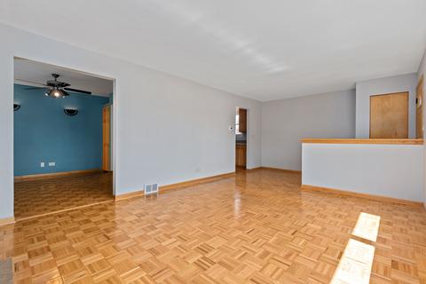 5826 W Elm Ave, Berkeley, IL 60163 photo 7