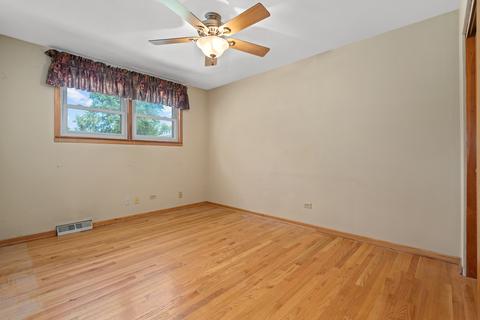 5826 W Elm Ave, Berkeley, IL 60163 photo 15