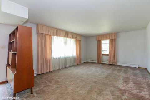 264 E 3rd St, Herscher, IL 60941 photo 2