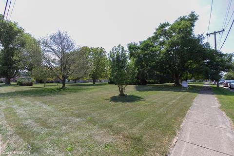 264 E 3rd St, Herscher, IL 60941 photo 10