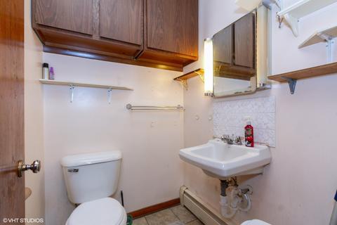 264 E 3rd St, Herscher, IL 60941 photo 8