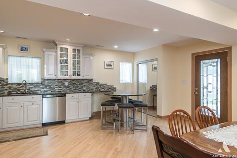 8329 S 78th Ave, Bridgeview, IL 60455 photo 4
