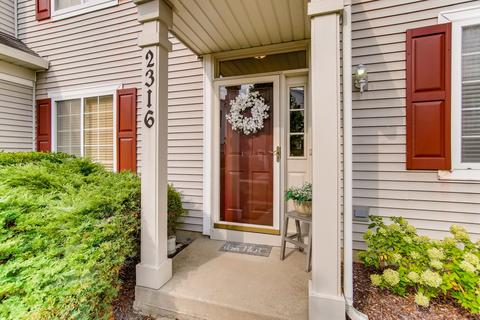 2316 Reflections Dr, Aurora, IL 60502 photo 4