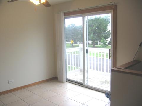 188 Robert Ct #D, Bartlett, IL 60103 photo 7