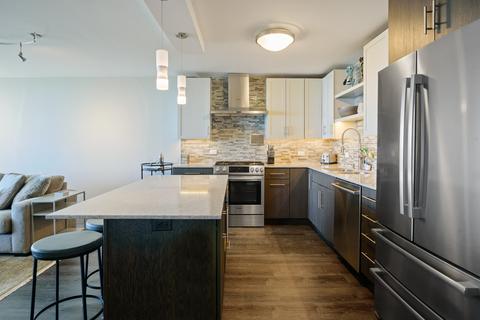 400 E Randolph St #1205, Chicago, IL 60601 photo 3