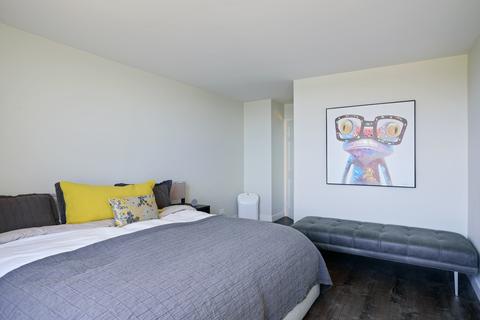 400 E Randolph St #1205, Chicago, IL 60601 photo 11