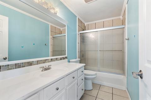 4704 Colony Ct, Mchenry, IL 60050 photo 15