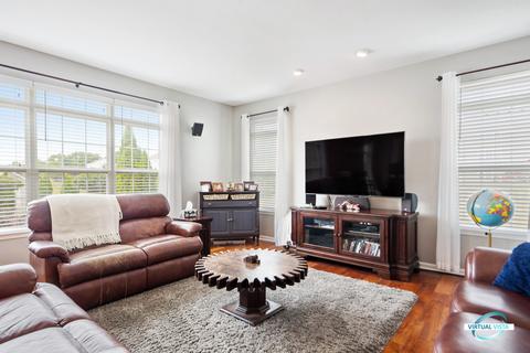 565 Barnes Rd, Aurora, IL 60506 photo 8