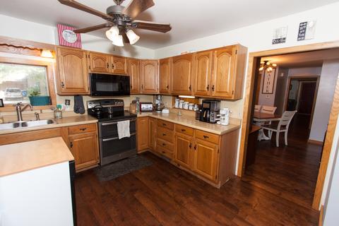 300 Pickett St, Chenoa, IL 61726 photo 5