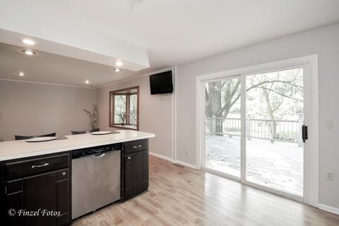 715 Zange Dr, Algonquin, IL 60102 photo 4