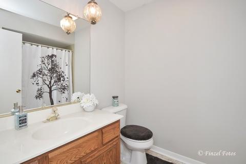 715 Zange Dr, Algonquin, IL 60102 photo 6
