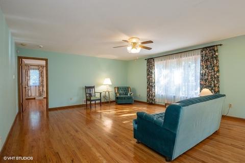 9016 Krunfus Rd, Harvard, IL 60033 photo 3