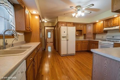 9016 Krunfus Rd, Harvard, IL 60033 photo 5