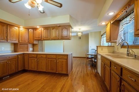9016 Krunfus Rd, Harvard, IL 60033 photo 6